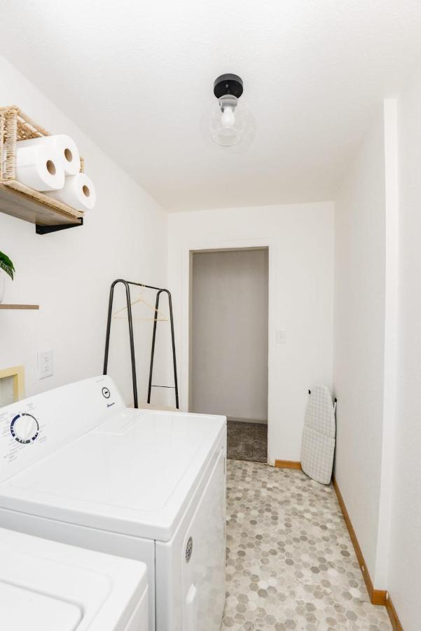 New Remodeled Townhome In Central פארגו מראה חיצוני תמונה